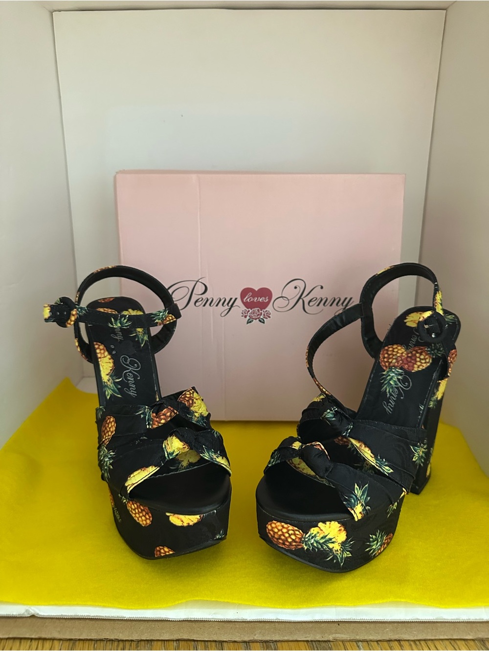 Penny Loves Kenny Black Pineapple-Print Platform Sandals with Yellow Accents